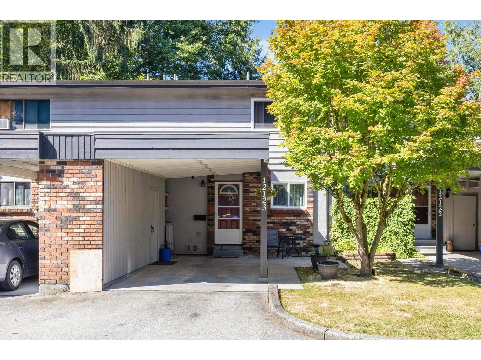 12123 SCHMIDT CRESCENT