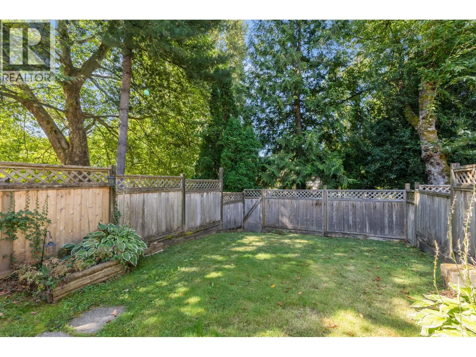 12123 SCHMIDT CRESCENT
