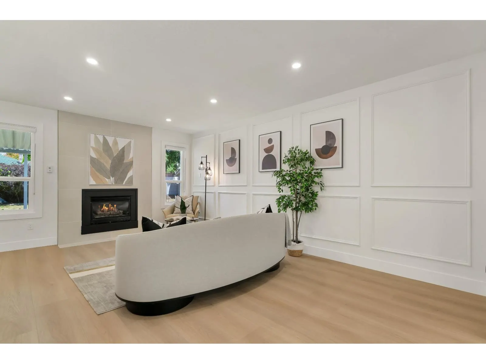 14097 16A AVENUE
