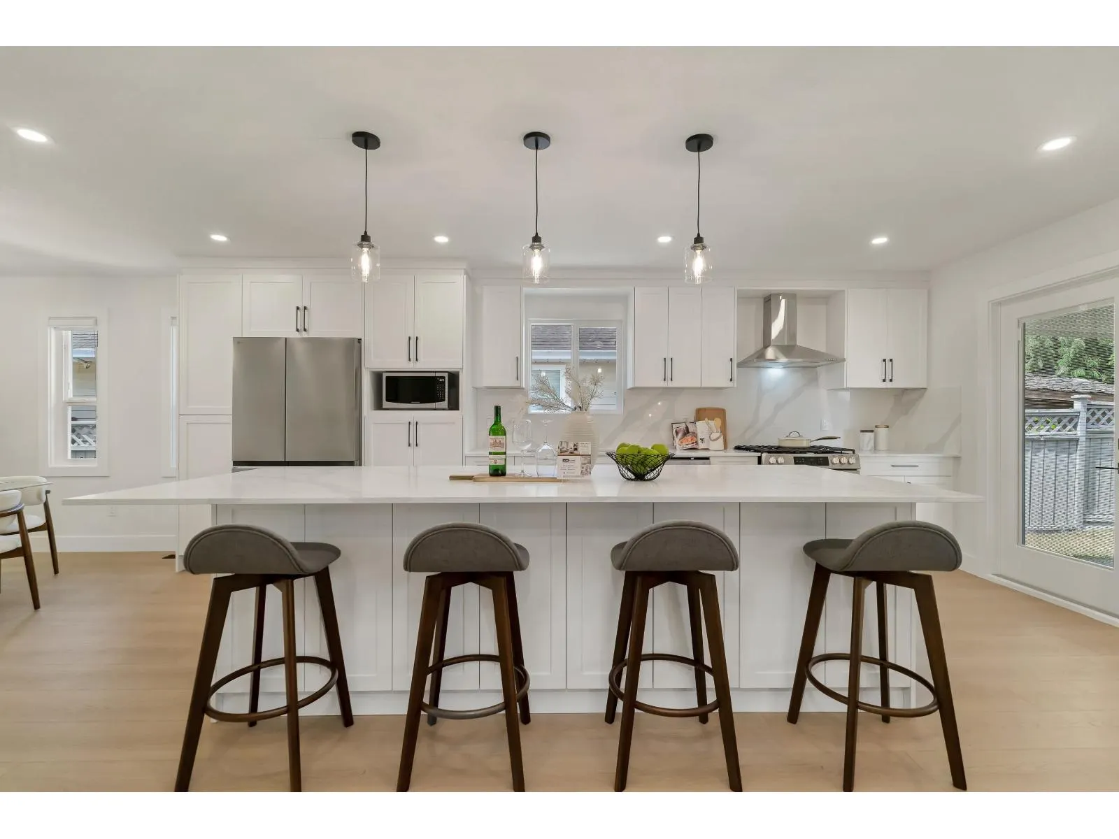 14097 16A AVENUE