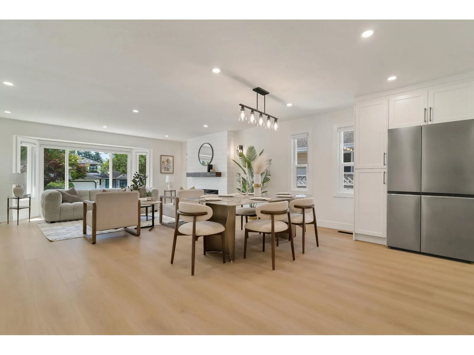14097 16A AVENUE