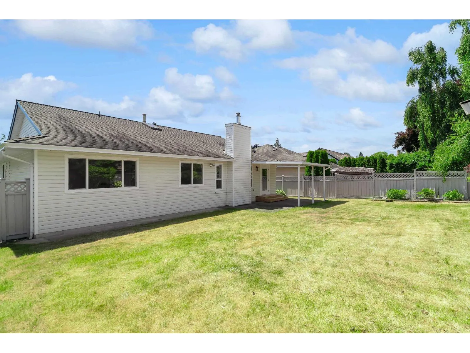 14097 16A AVENUE