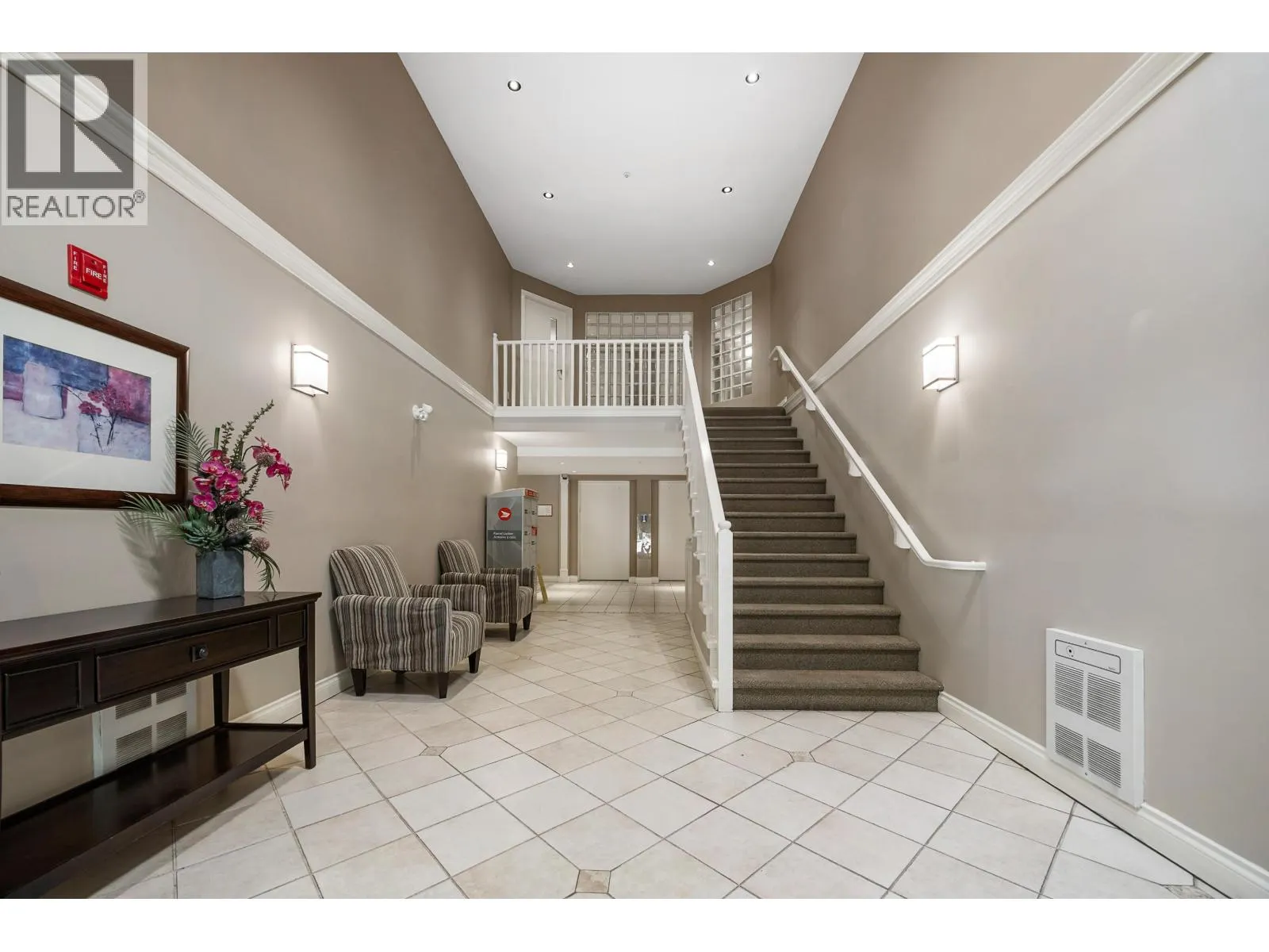 206 2990 PRINCESS CRESCENT