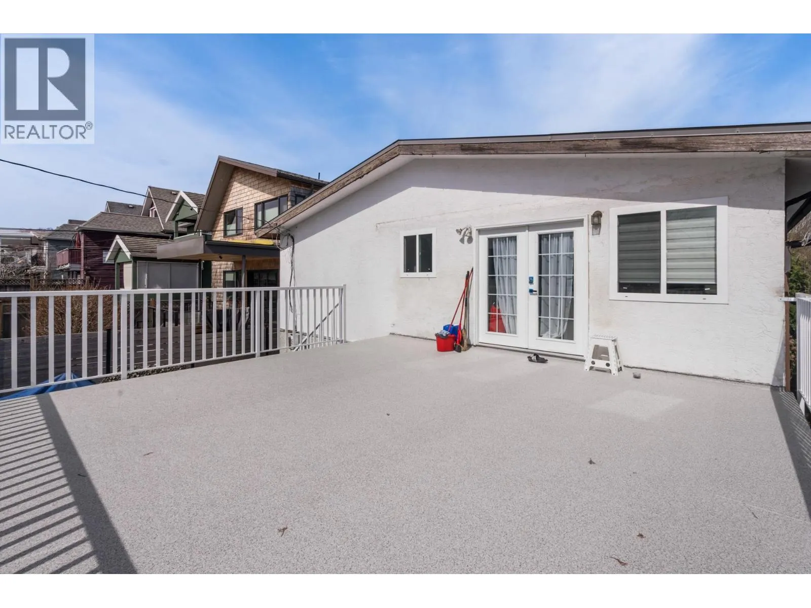 4346 DUNDAS STREET