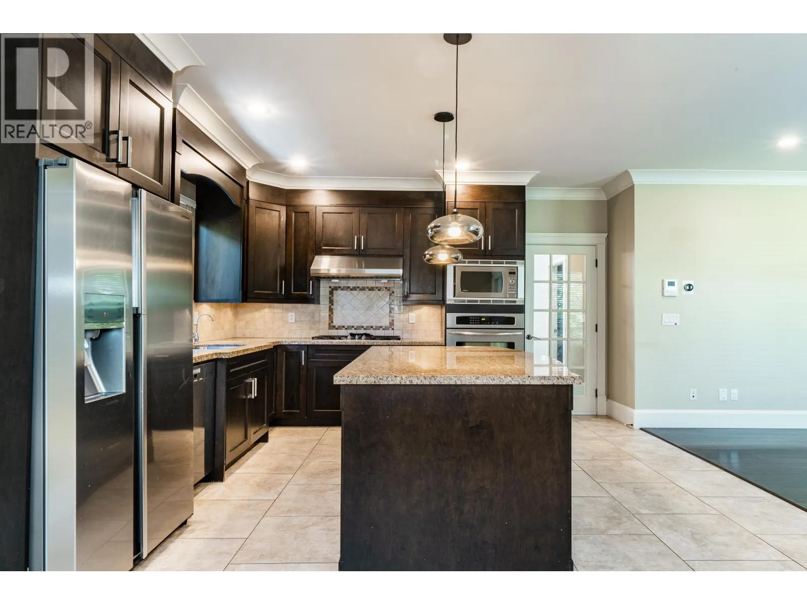 6191 DUNSMUIR CRESCENT