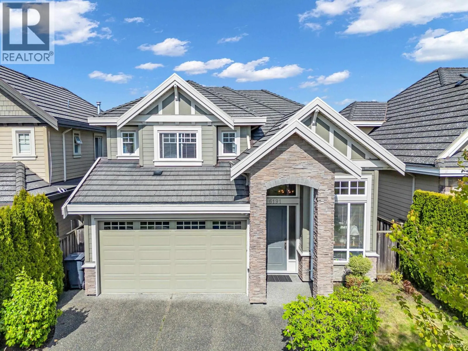 6191 DUNSMUIR CRESCENT