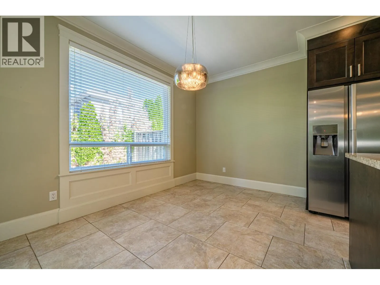 6191 DUNSMUIR CRESCENT