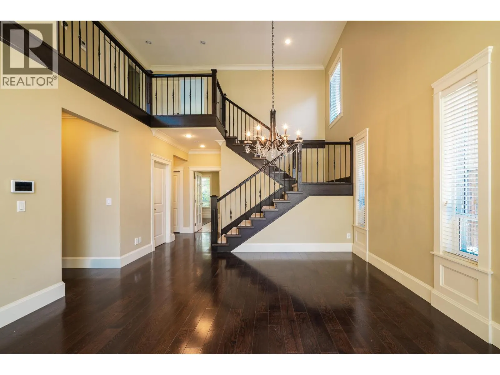 6191 DUNSMUIR CRESCENT