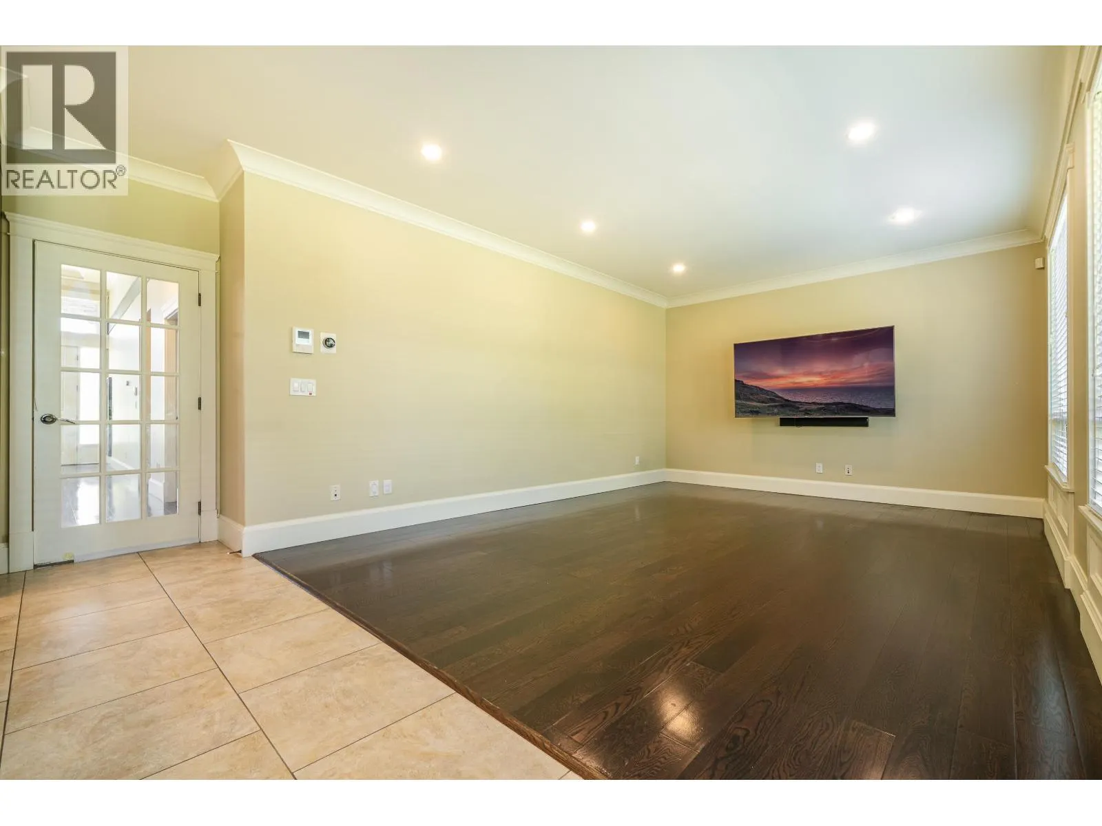 6191 DUNSMUIR CRESCENT