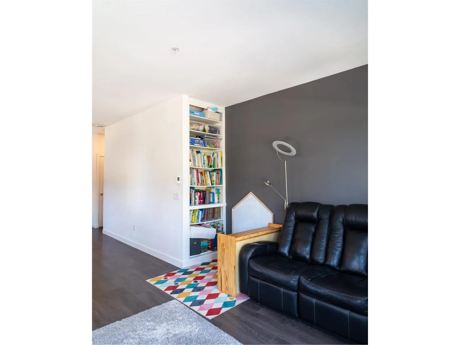64 20857 77A AVENUE