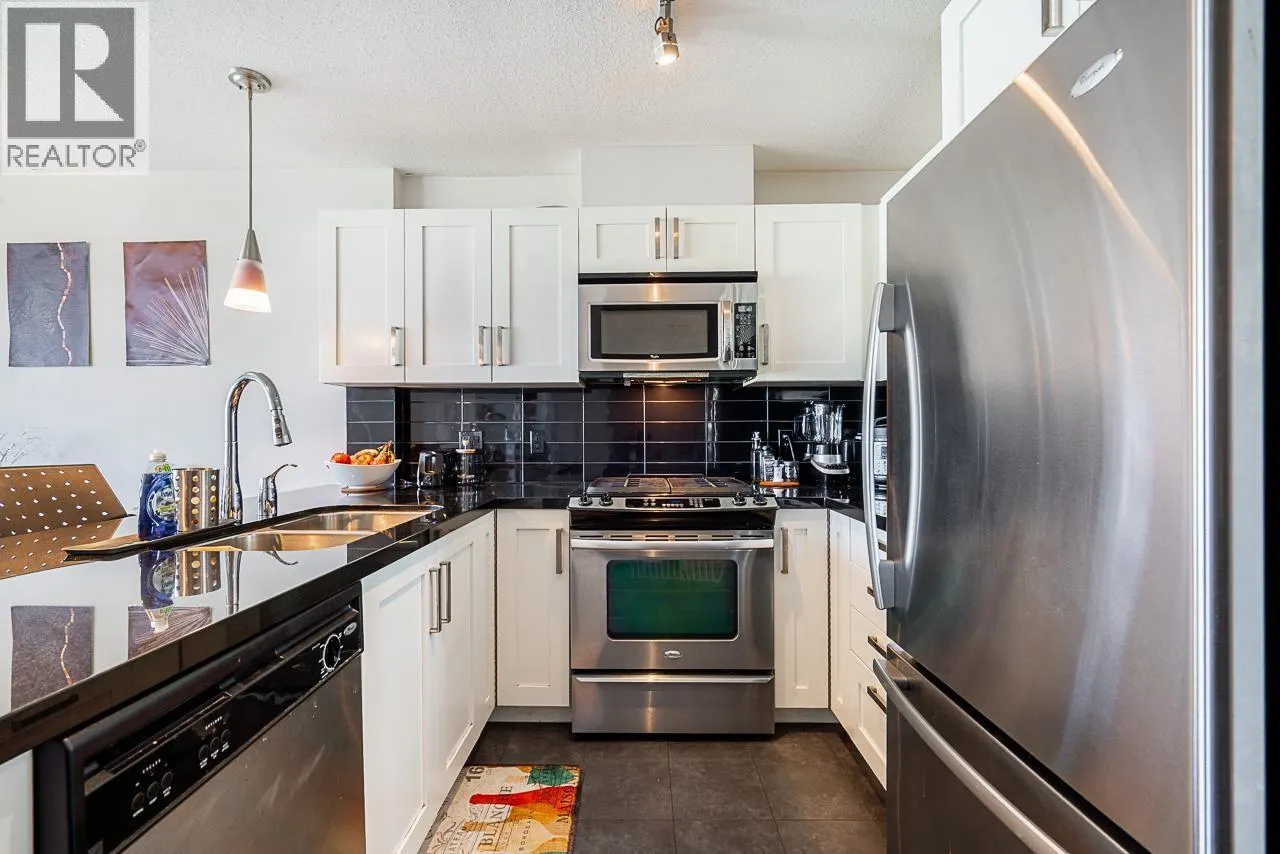 2305 2133 DOUGLAS ROAD