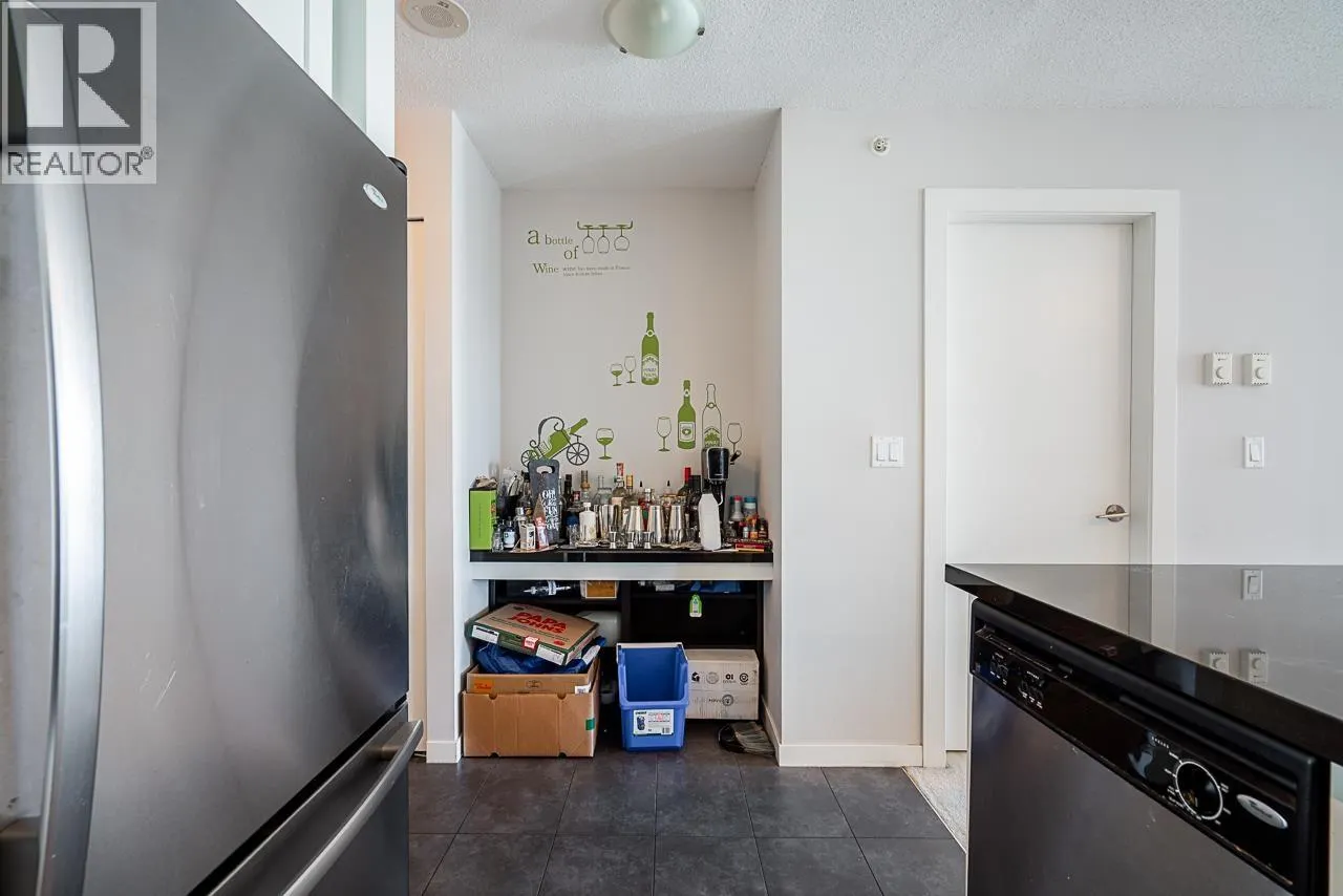 2305 2133 DOUGLAS ROAD