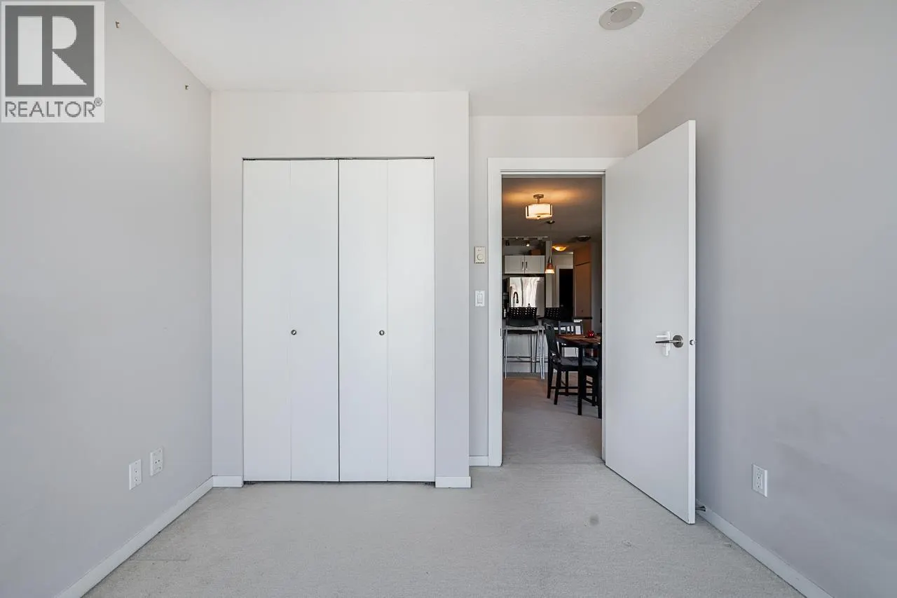 2305 2133 DOUGLAS ROAD