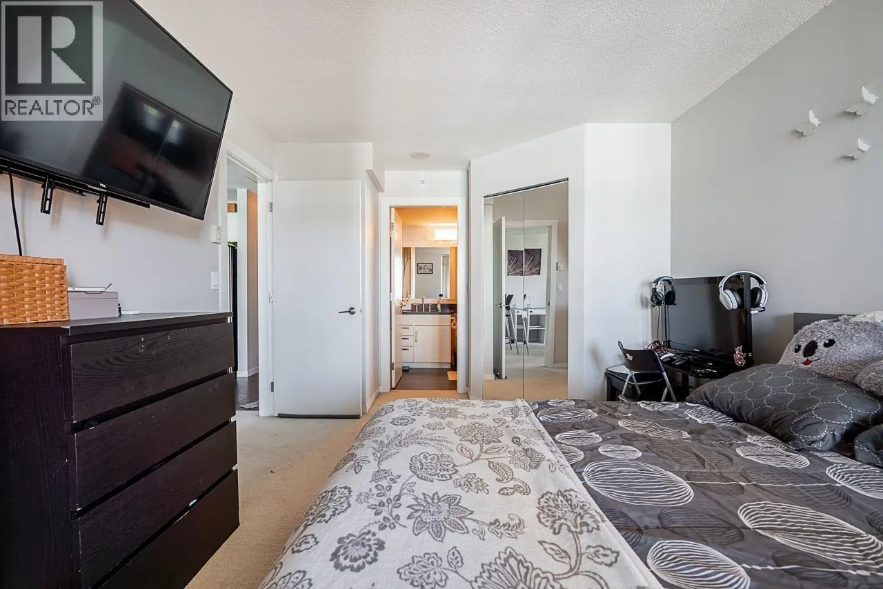 2305 2133 DOUGLAS ROAD