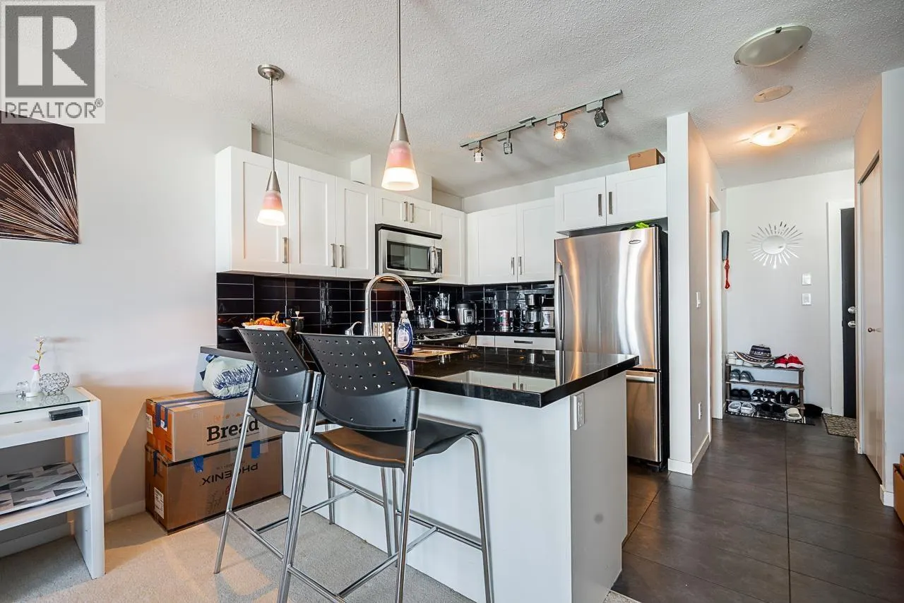 2305 2133 DOUGLAS ROAD