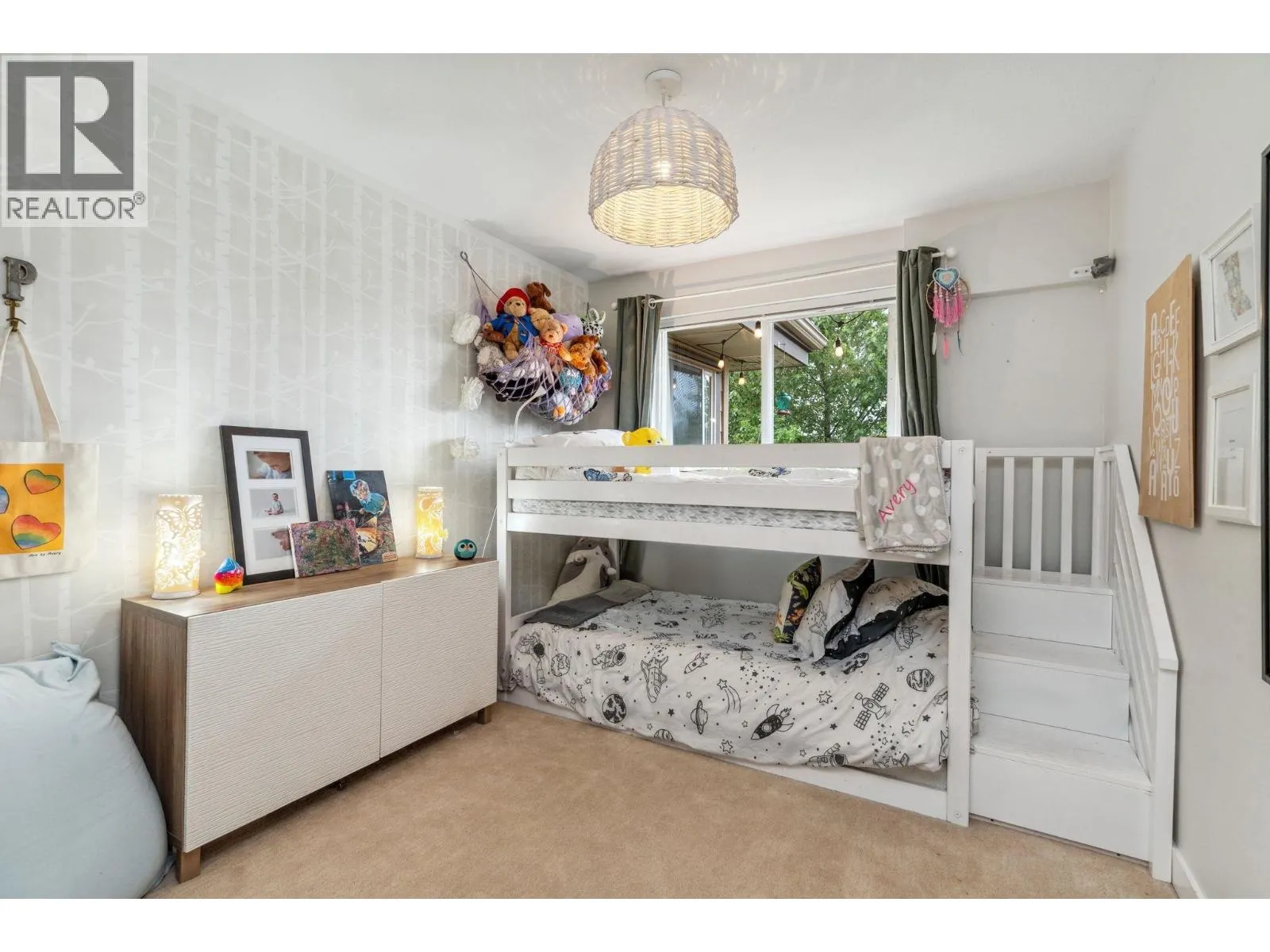 501 160 SHORELINE CIRCLE