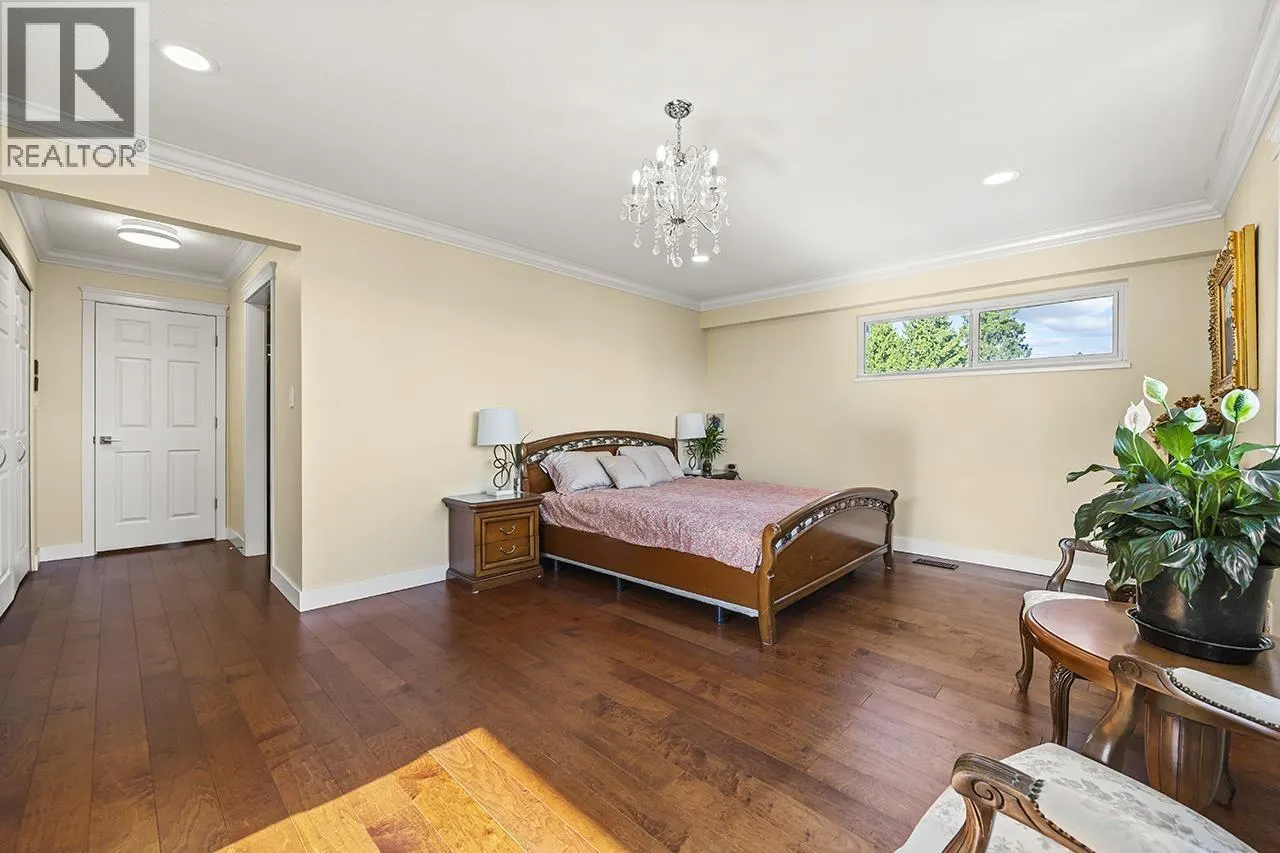 317 HICKEY DRIVE