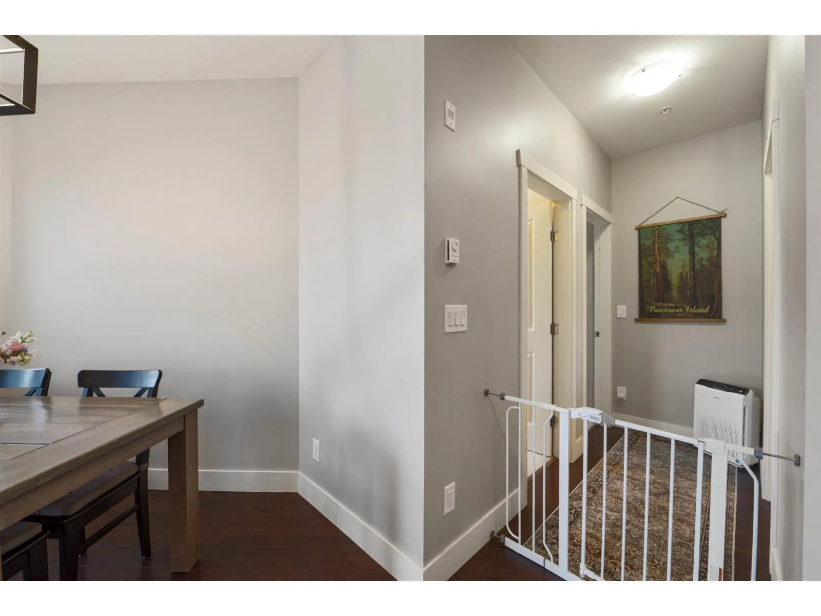 210 3192 GLADWIN ROAD
