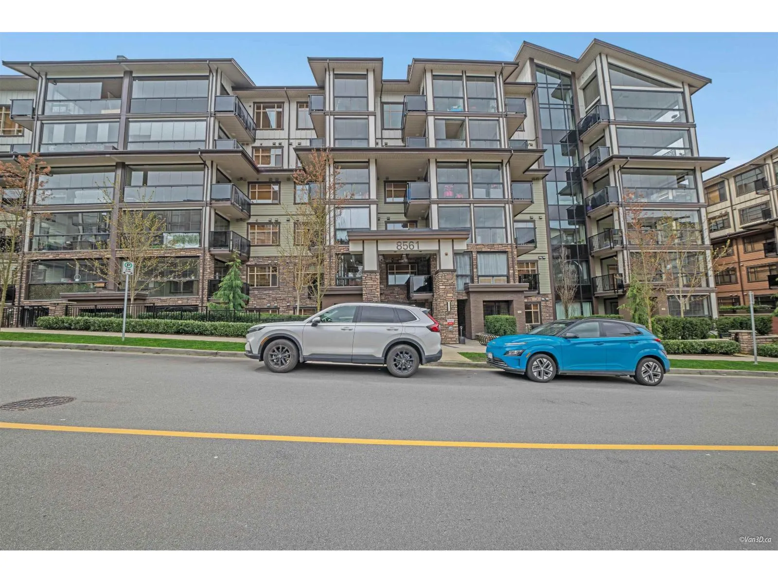 305 8561 203A STREET