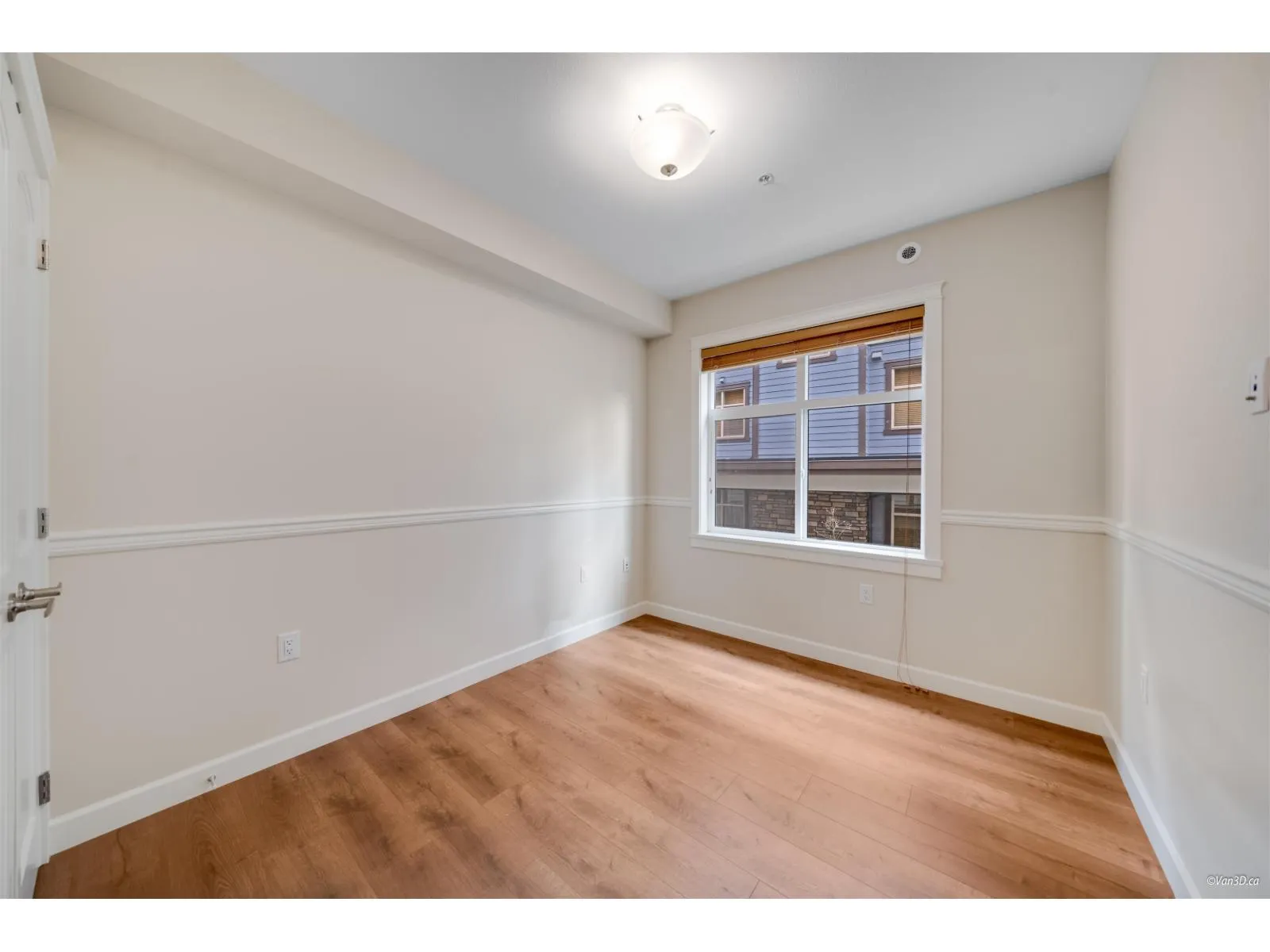 305 8561 203A STREET