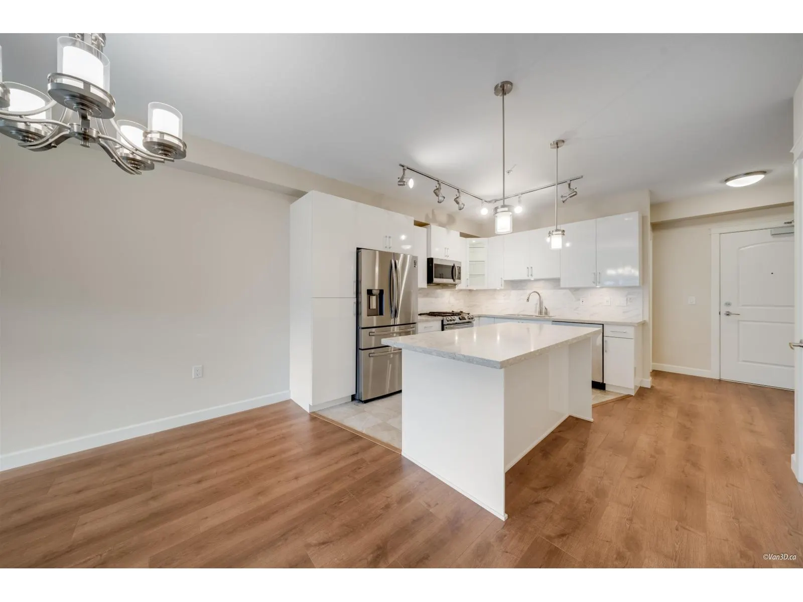 305 8561 203A STREET
