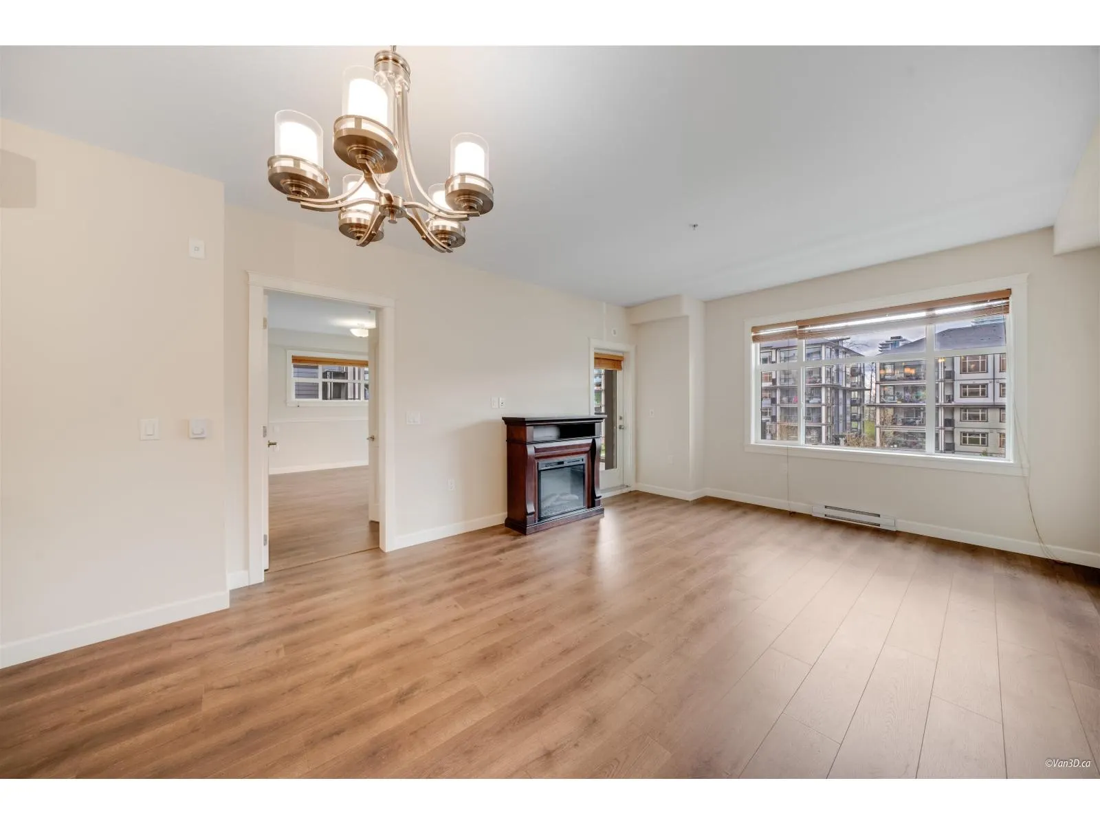 305 8561 203A STREET