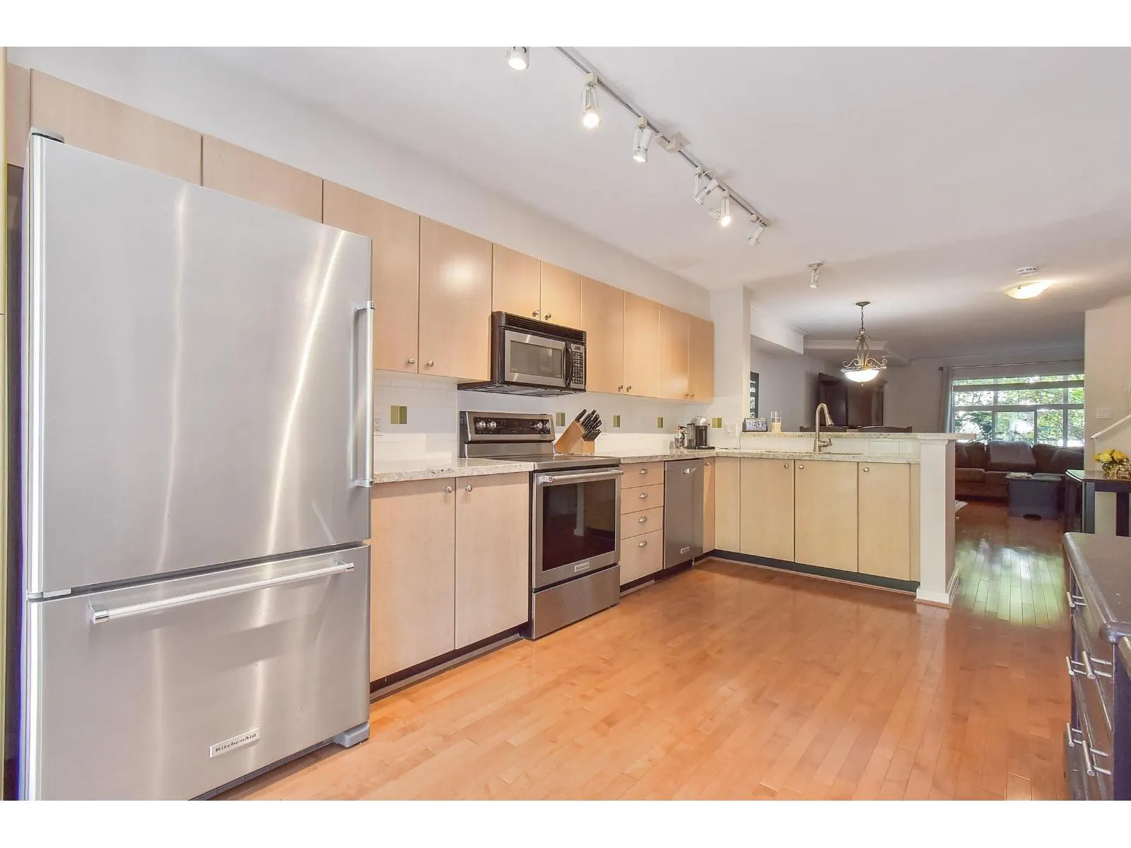 155 15236 36 AVENUE