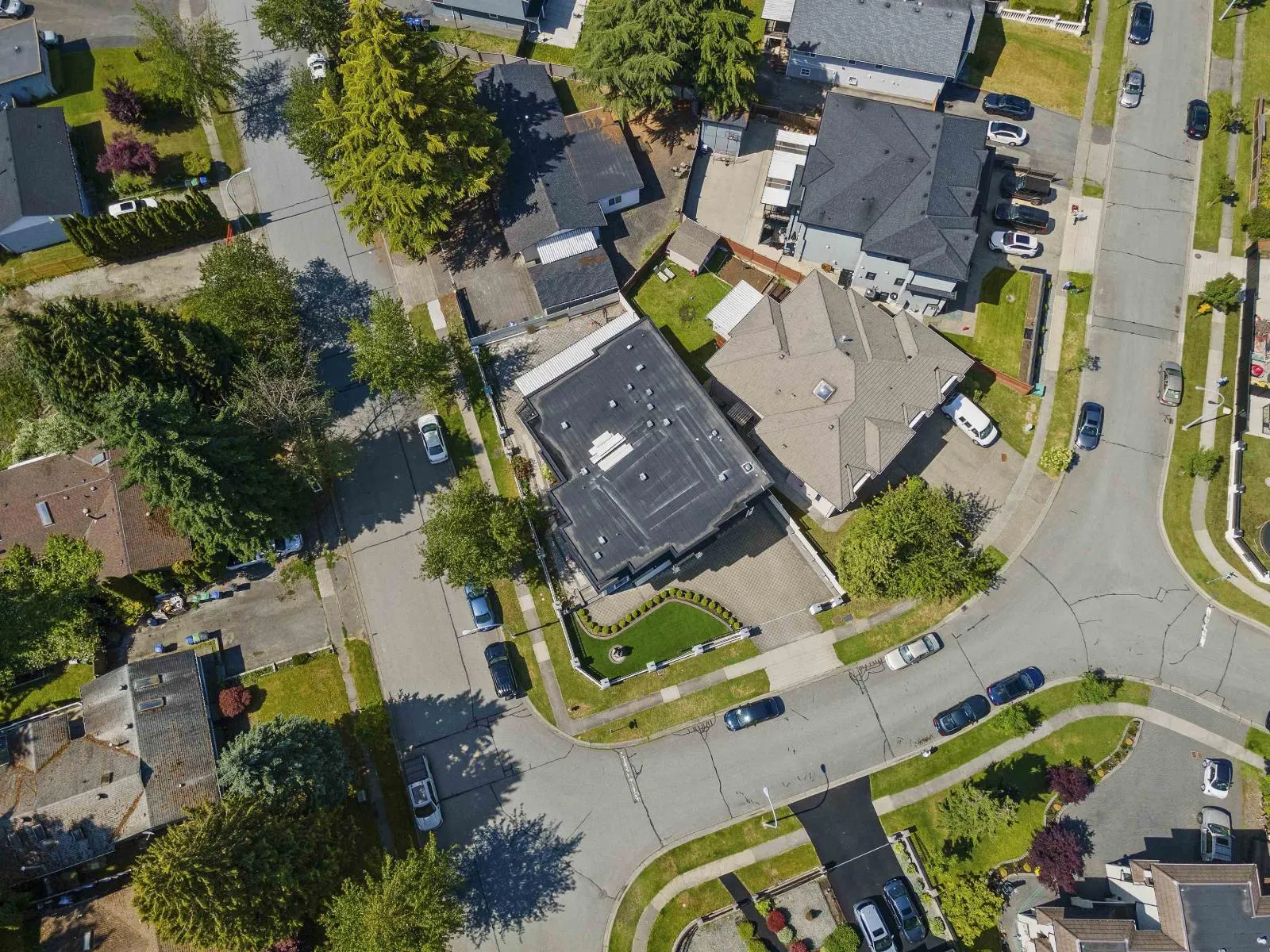 8671 GALWAY CRESCENT
