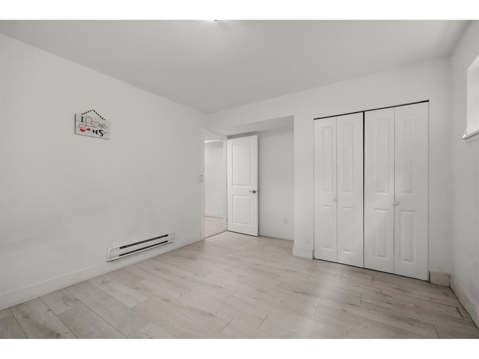 11885 CHATEAU WYND