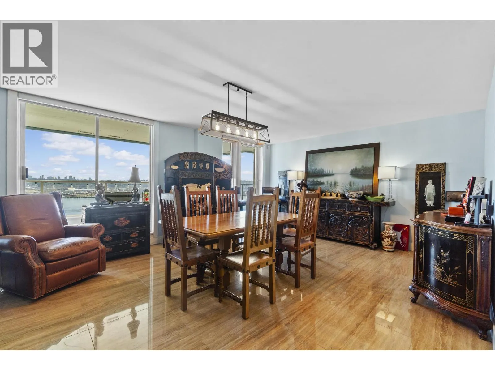 1901 1250 QUAYSIDE DRIVE