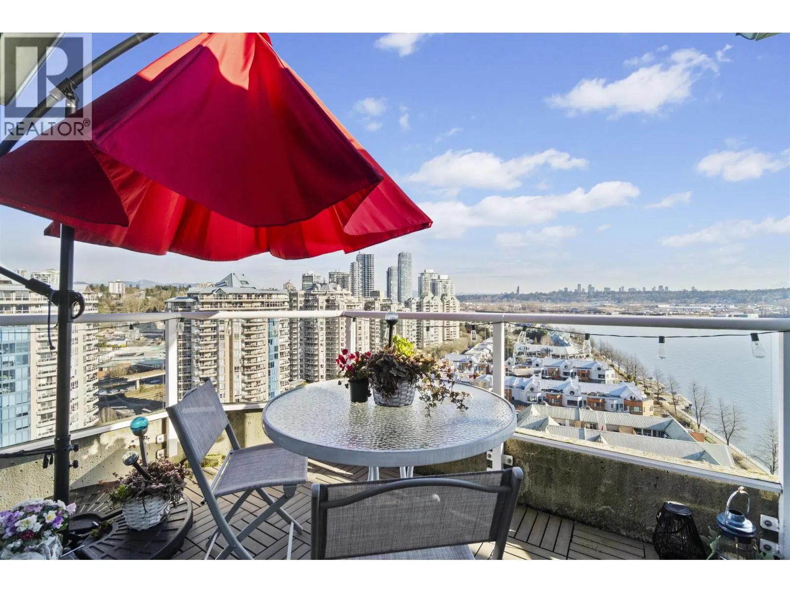 1901 1250 QUAYSIDE DRIVE