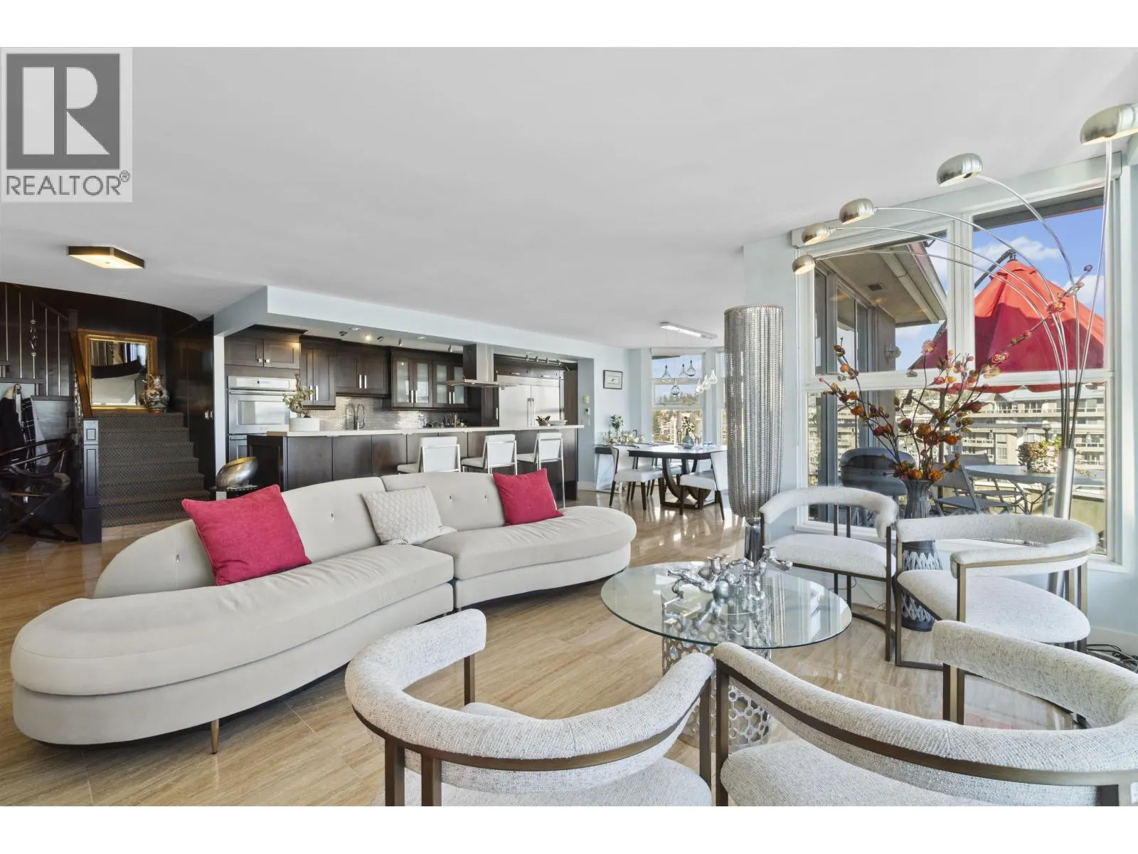 1901 1250 QUAYSIDE DRIVE