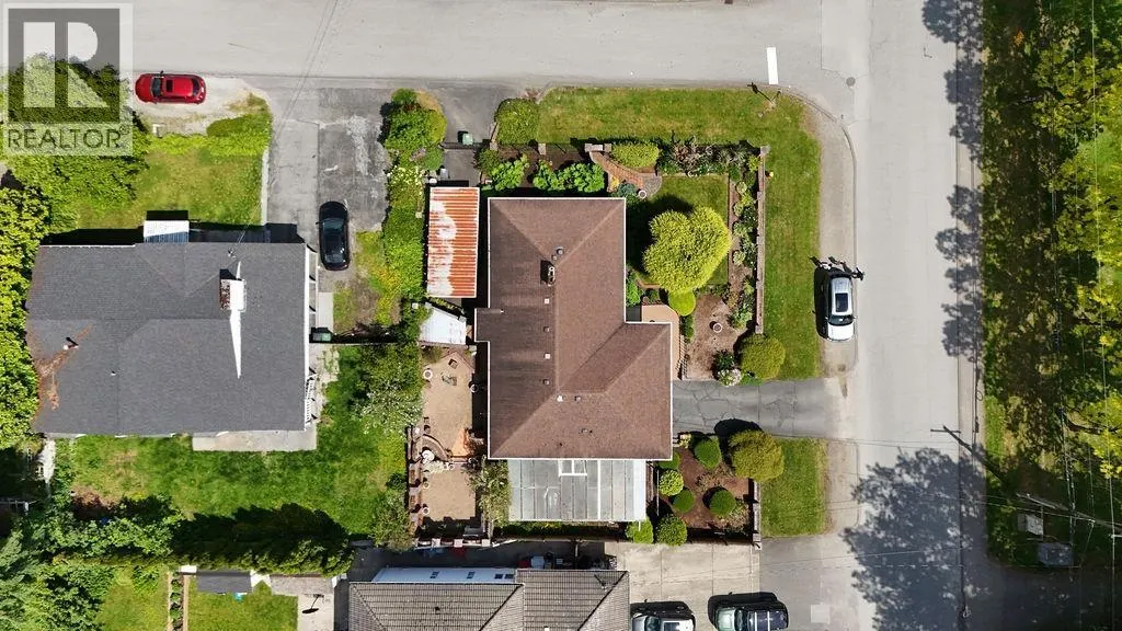 803 EDGAR AVENUE