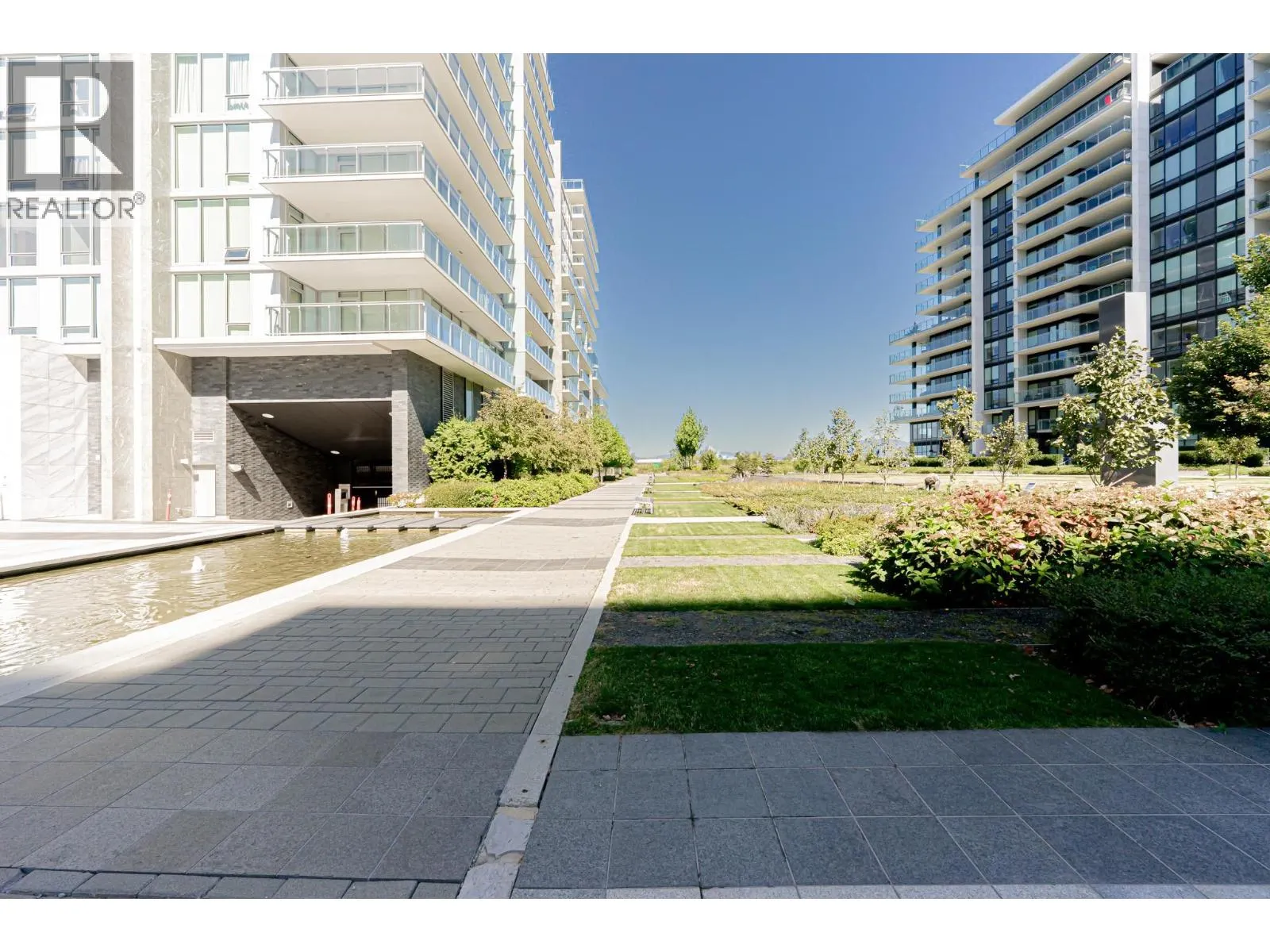 606 6633 PEARSON WAY