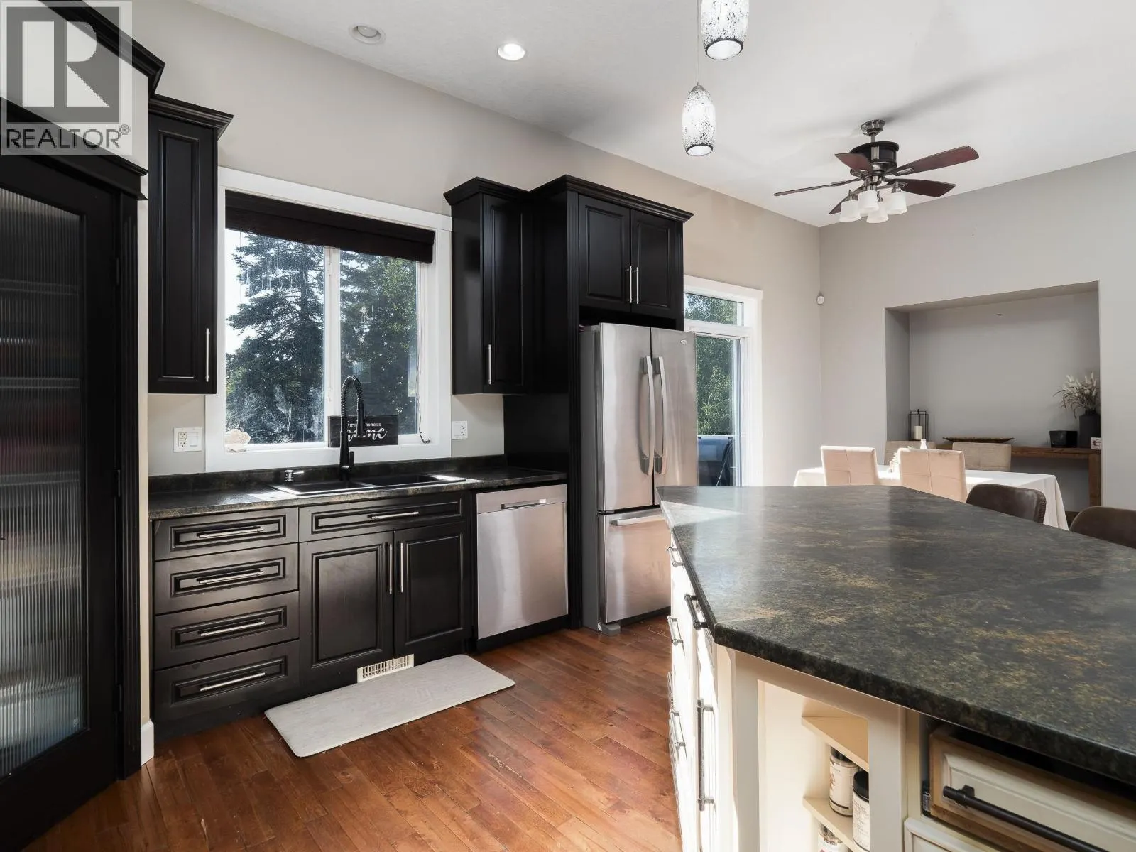 6933 EUGENE ROAD