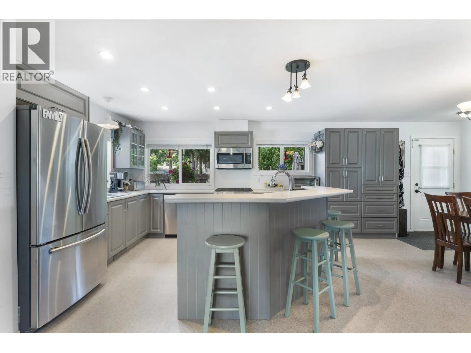2850 COAST MERIDIAN ROAD
