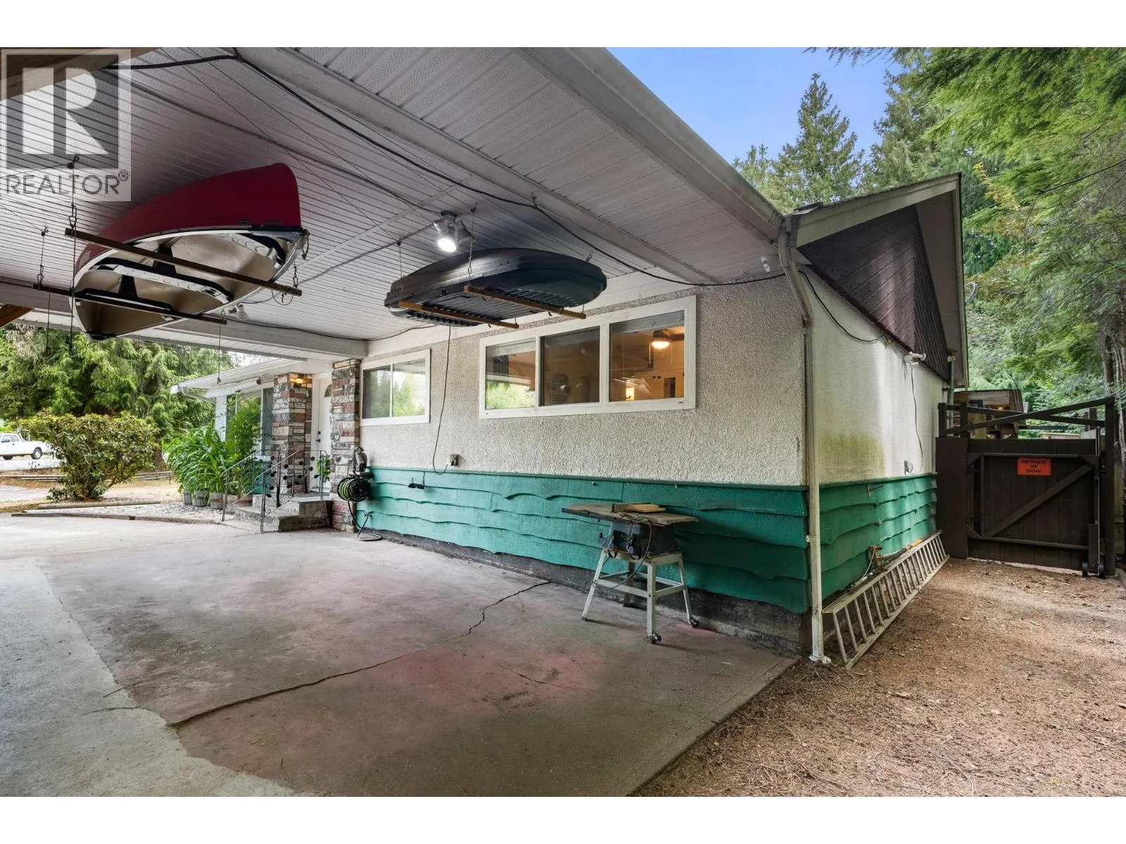 2850 COAST MERIDIAN ROAD