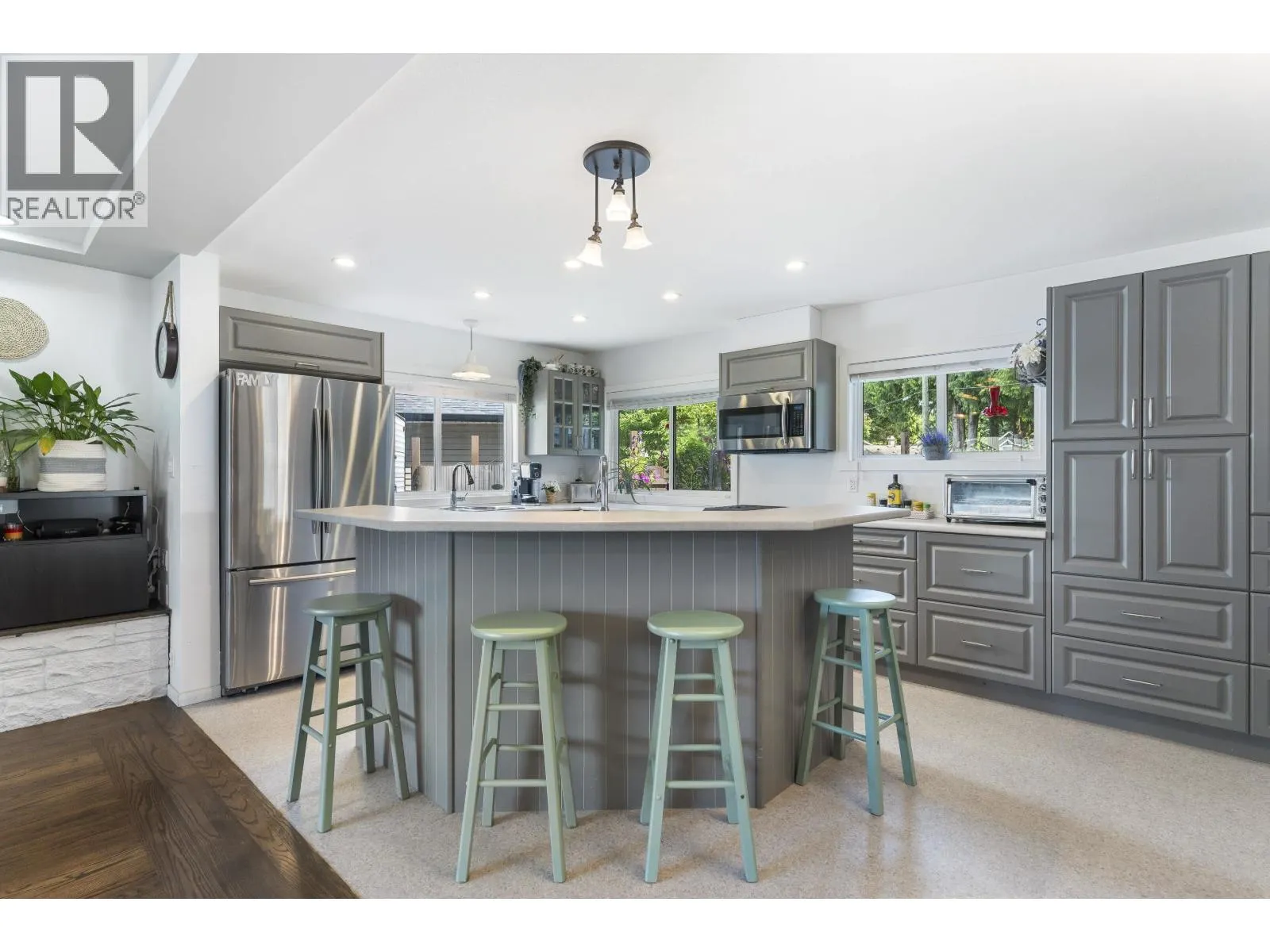 2850 COAST MERIDIAN ROAD