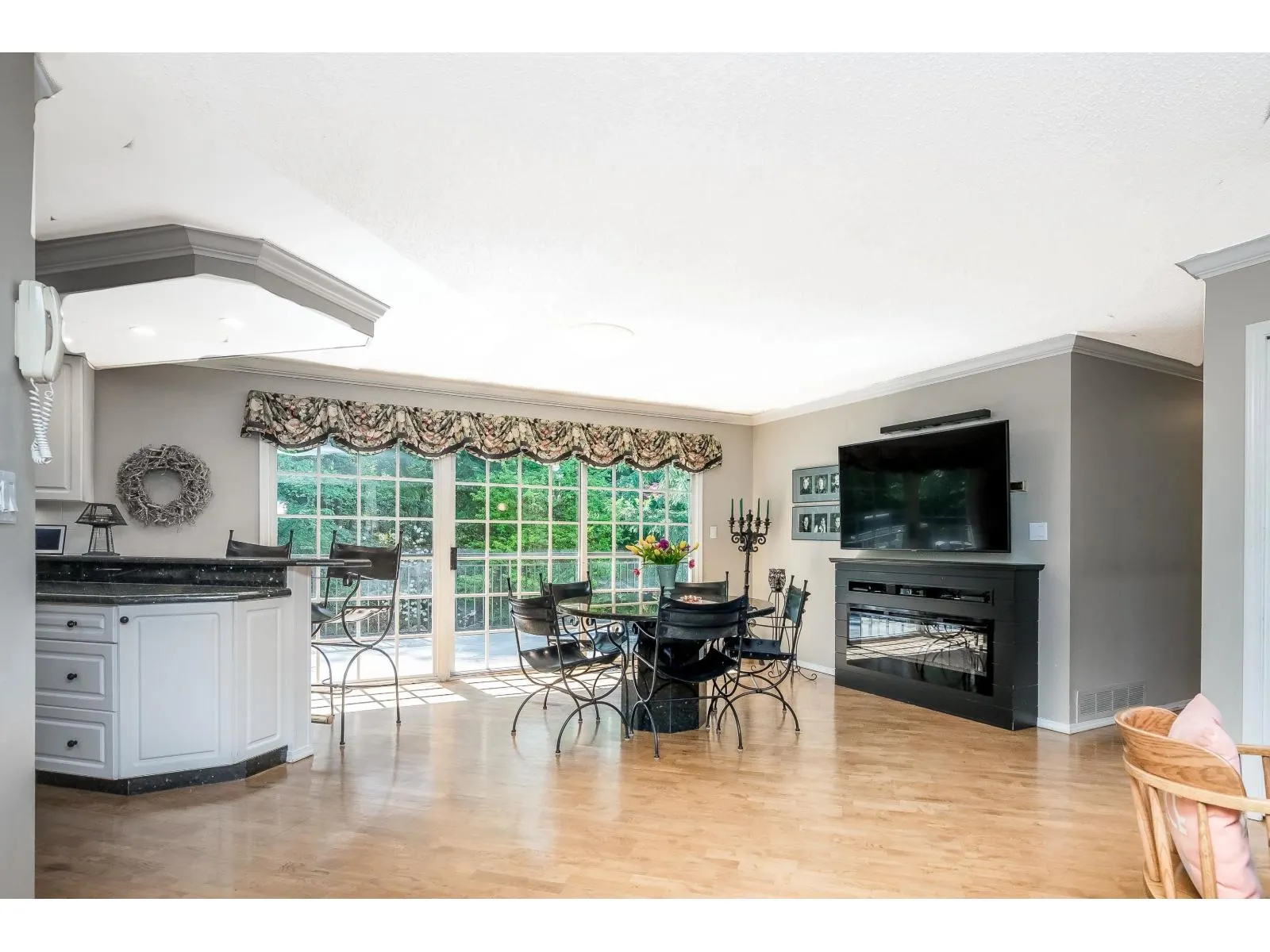 11404 NORTHVIEW CRESCENT