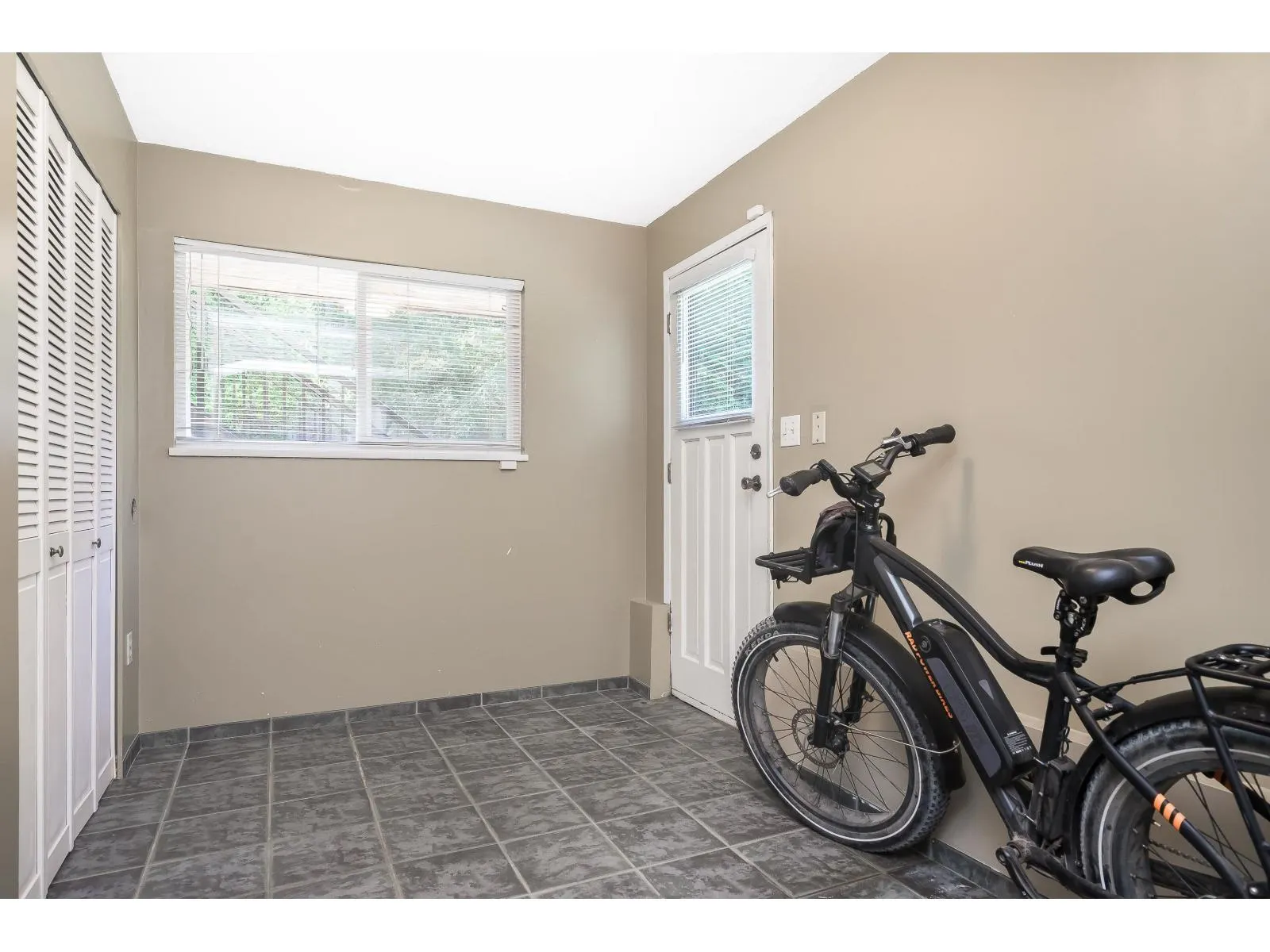 11404 NORTHVIEW CRESCENT