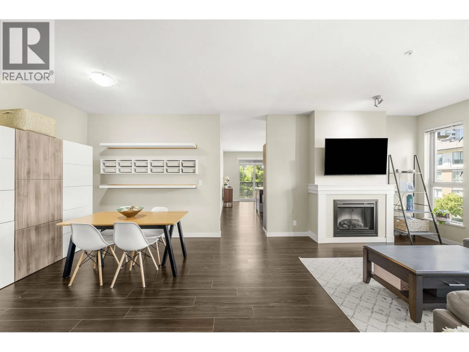 310 1153 KENSAL PLACE