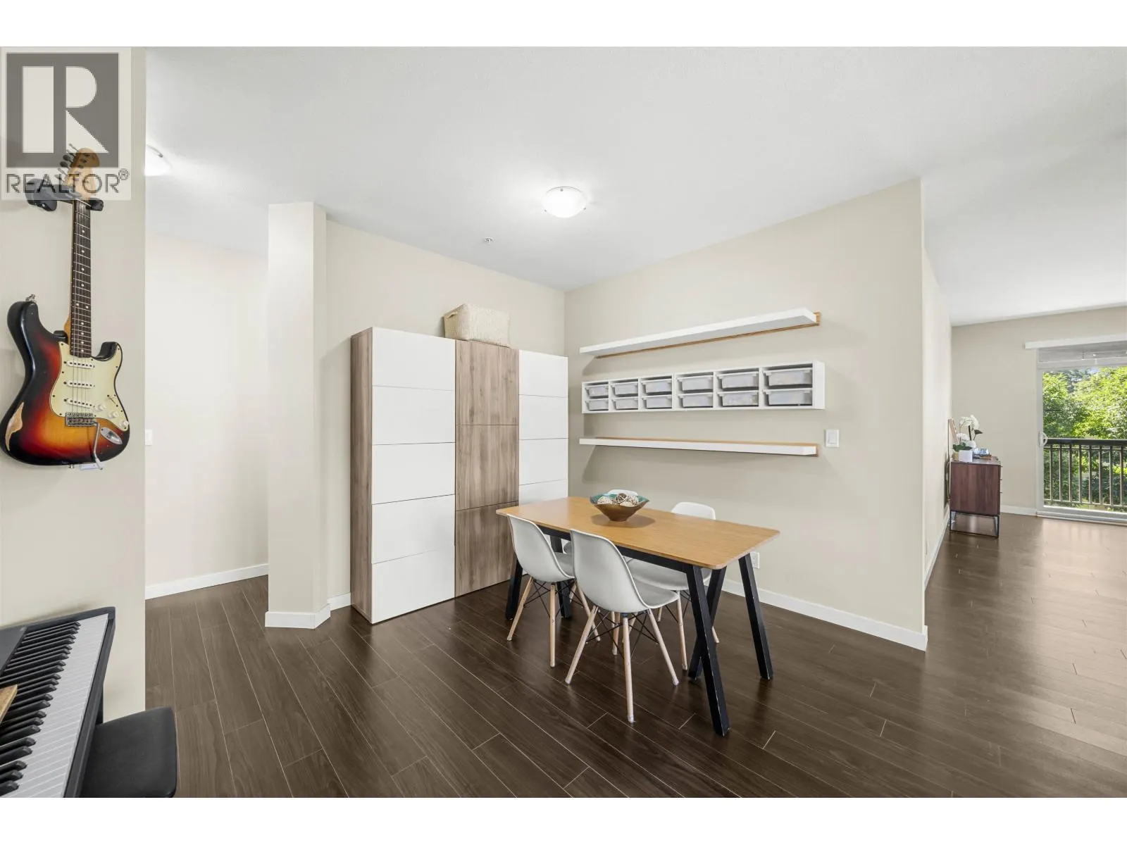 310 1153 KENSAL PLACE