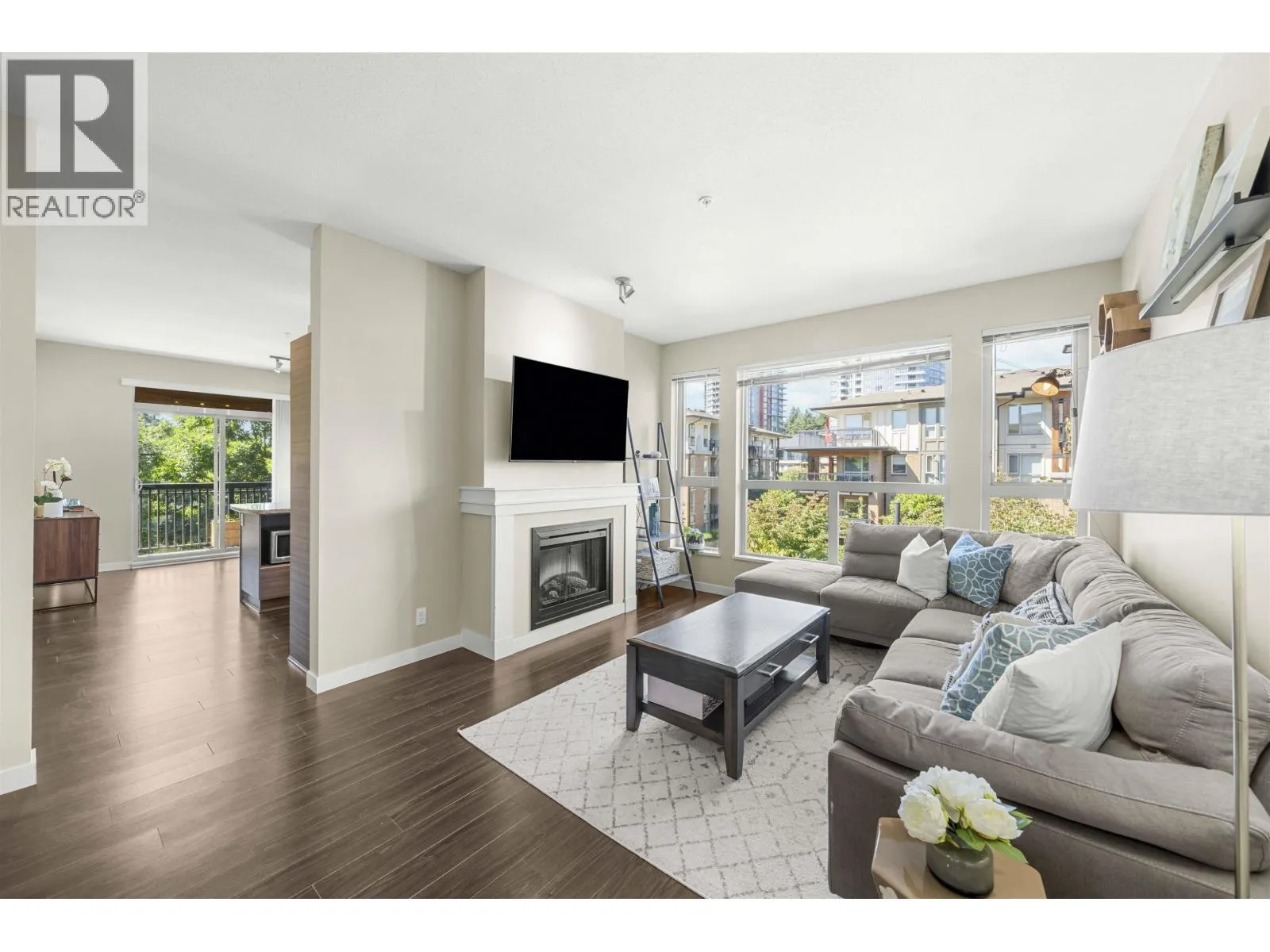 310 1153 KENSAL PLACE