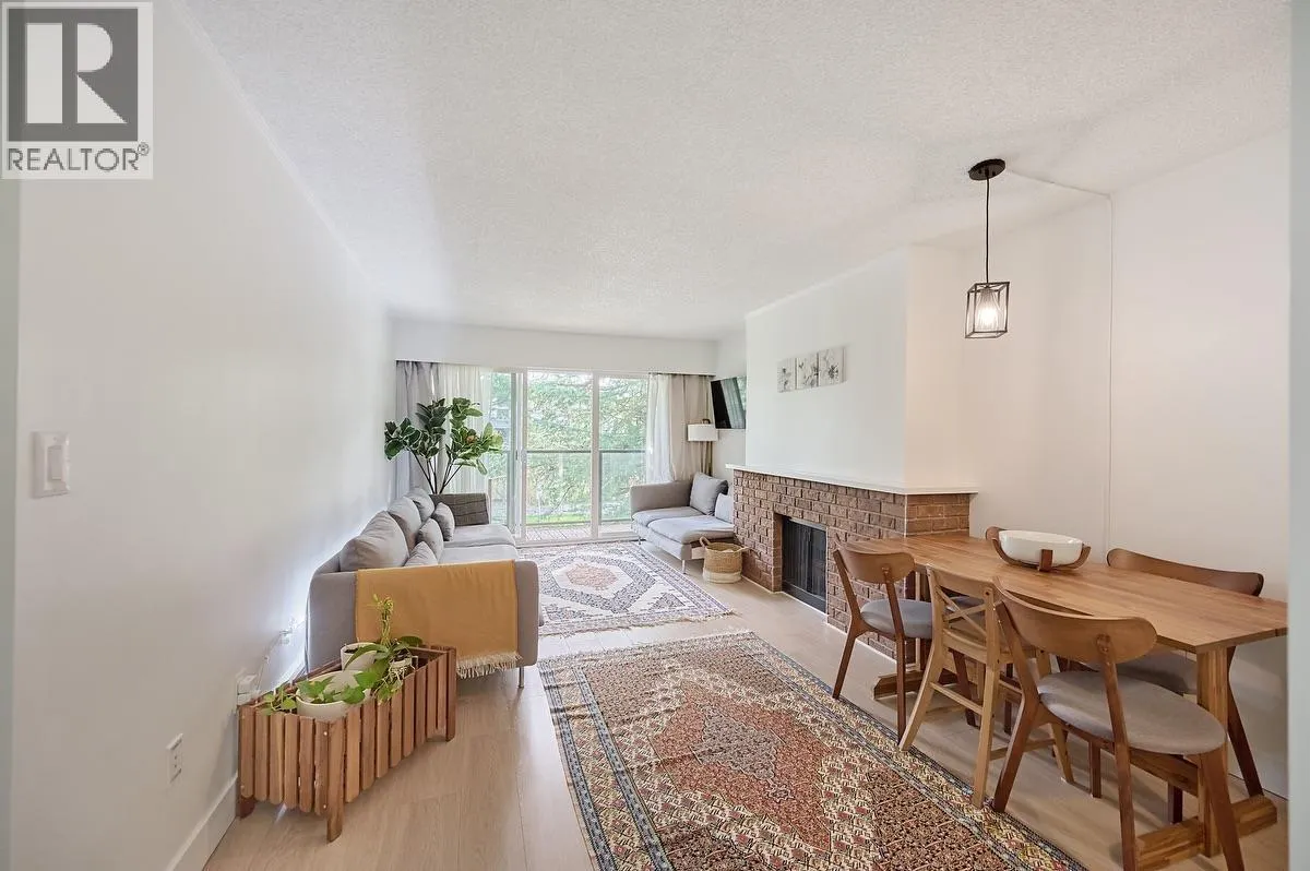 302 1515 CHESTERFIELD AVENUE