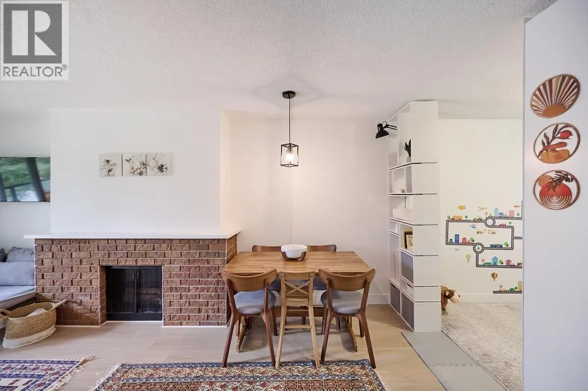 302 1515 CHESTERFIELD AVENUE
