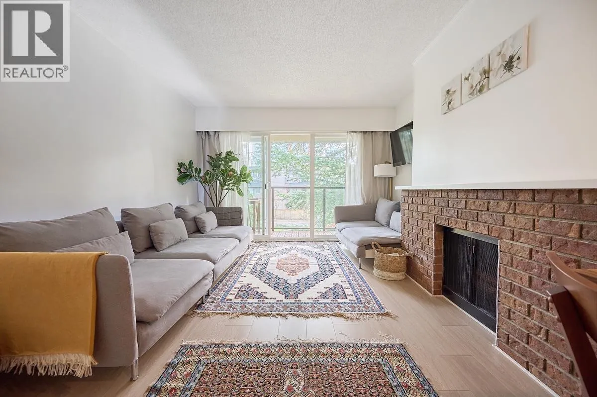 302 1515 CHESTERFIELD AVENUE