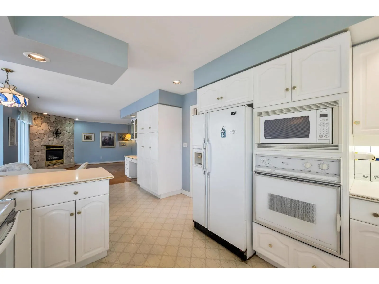 1829 OCEAN SURF PLACE