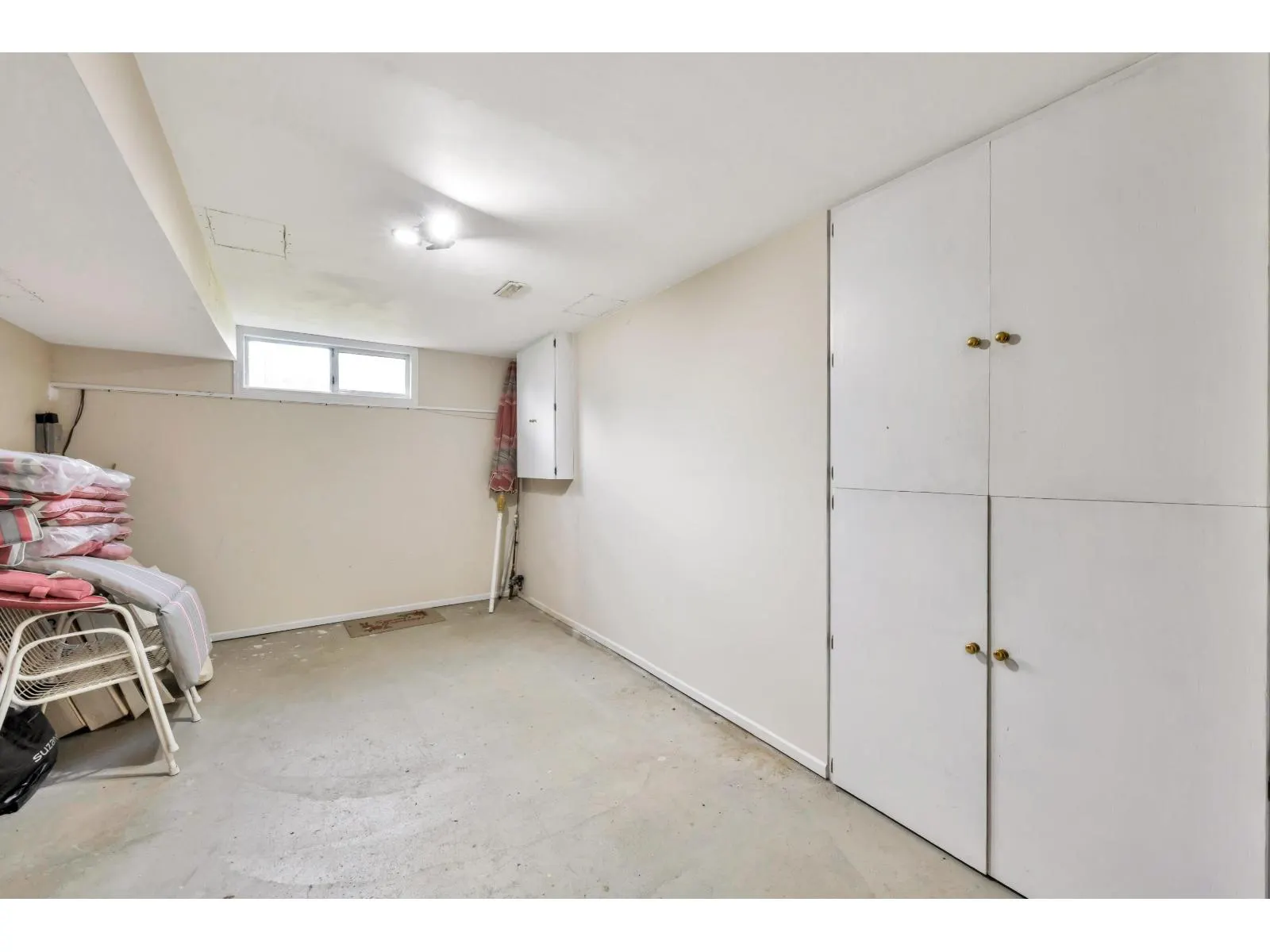1829 OCEAN SURF PLACE