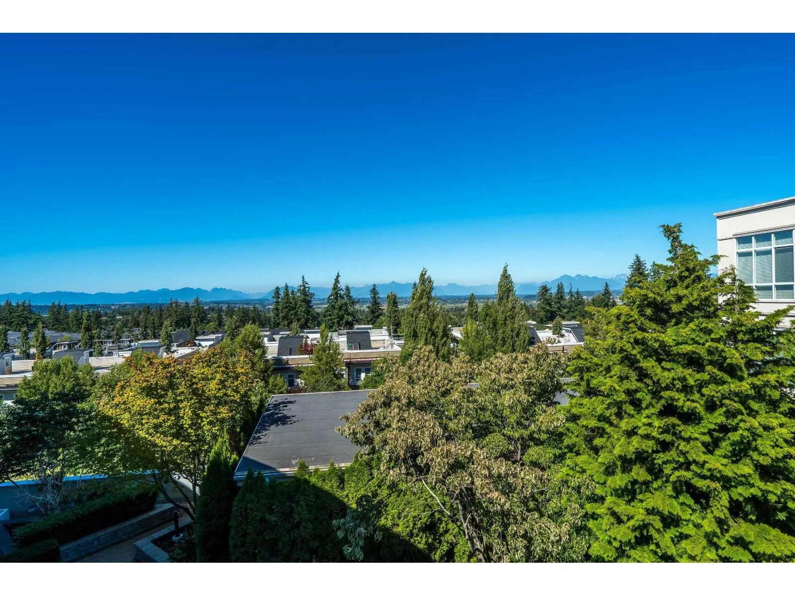 440 15850 26 AVENUE