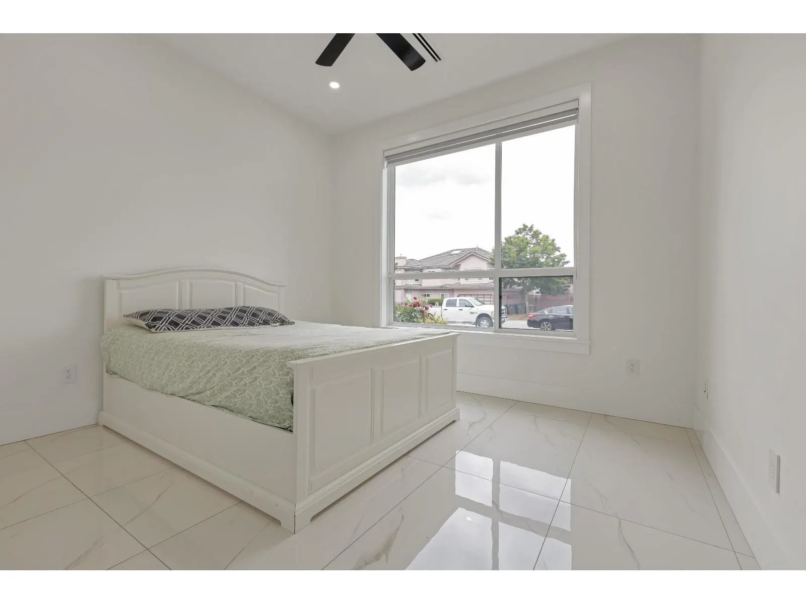 12280 70A AVENUE